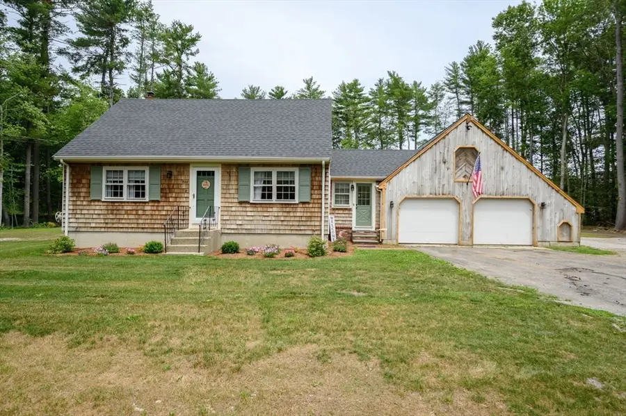 544 Spring St, Hanson, MA 02341 - #2
