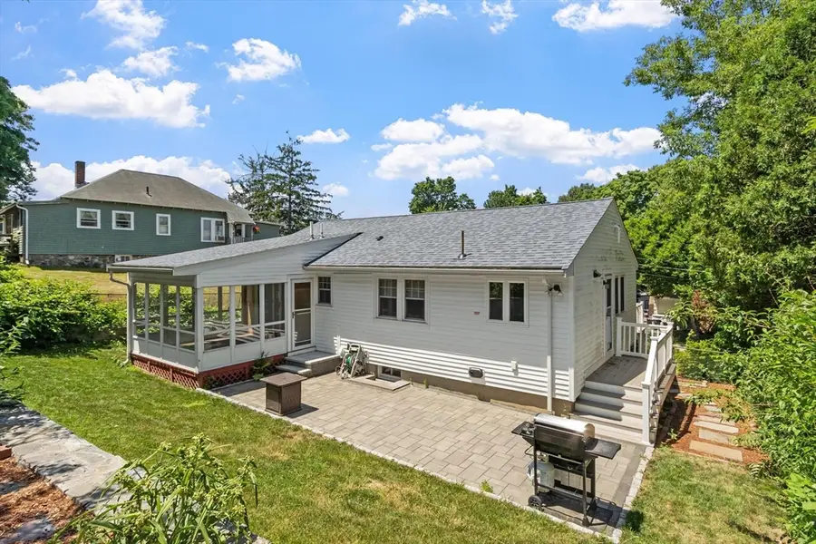 49 Lakeview Ave, Waltham, MA 02451 - #2