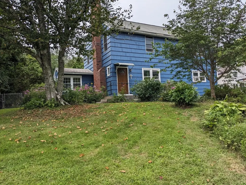 17 Elm St, Monson, MA 01057 - #1