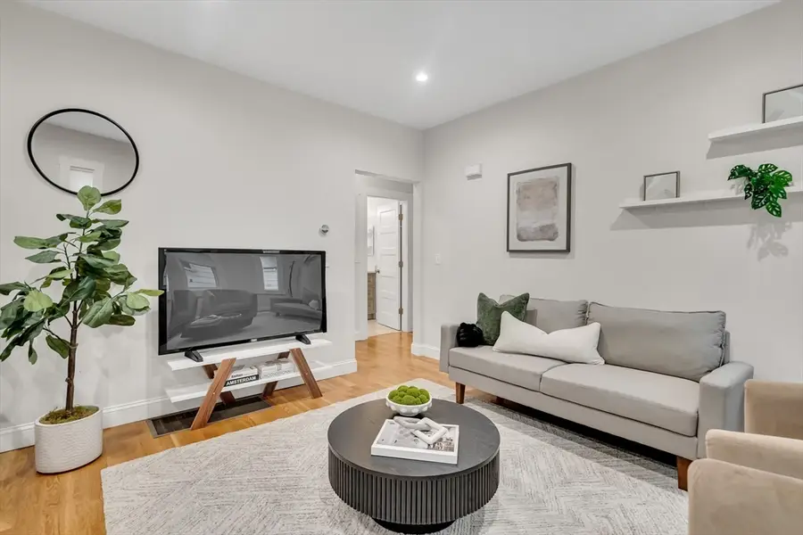 26 Hardwick St #1, Cambridge, MA 02141 - #2
