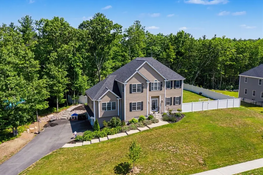 377 Rebecca Rd, Northbridge, MA 01588 - #2