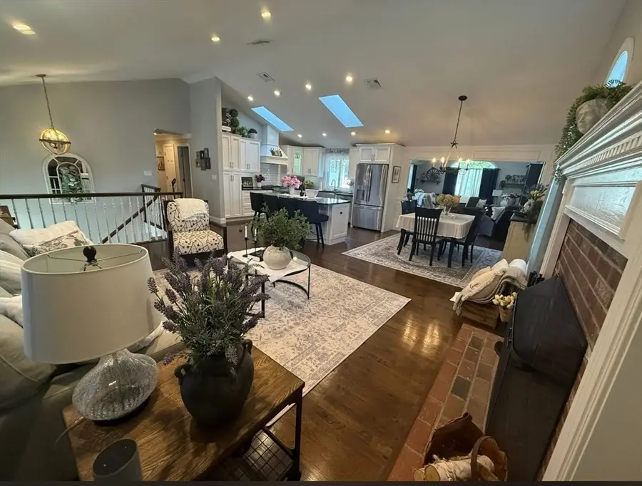 10 Dean Street, Hudson, MA 01749 - #3