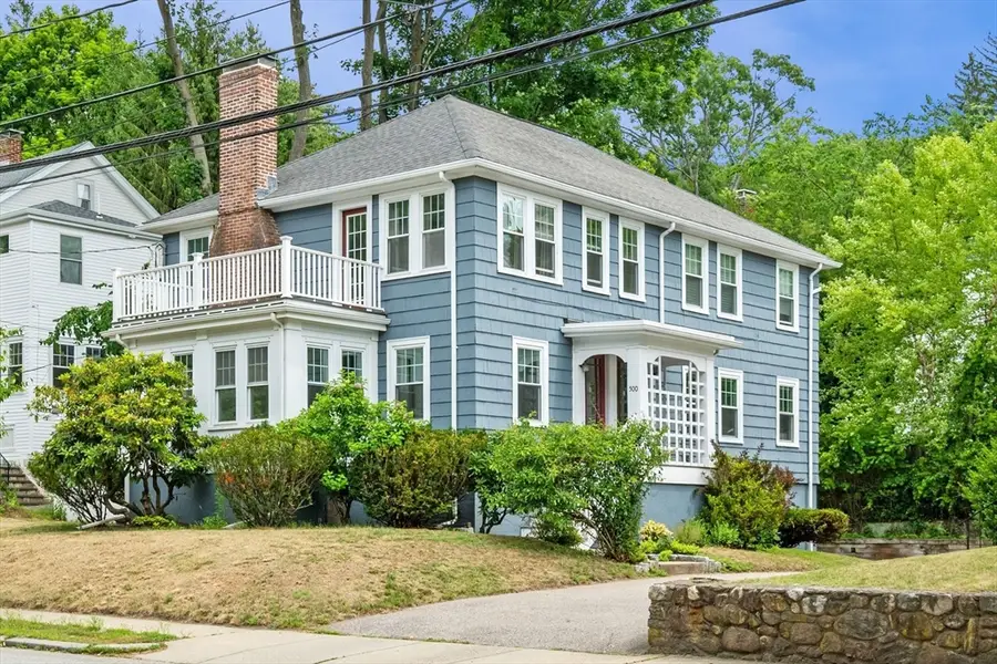 500 Lowell Ave #1, Newton, MA 02460 - #3