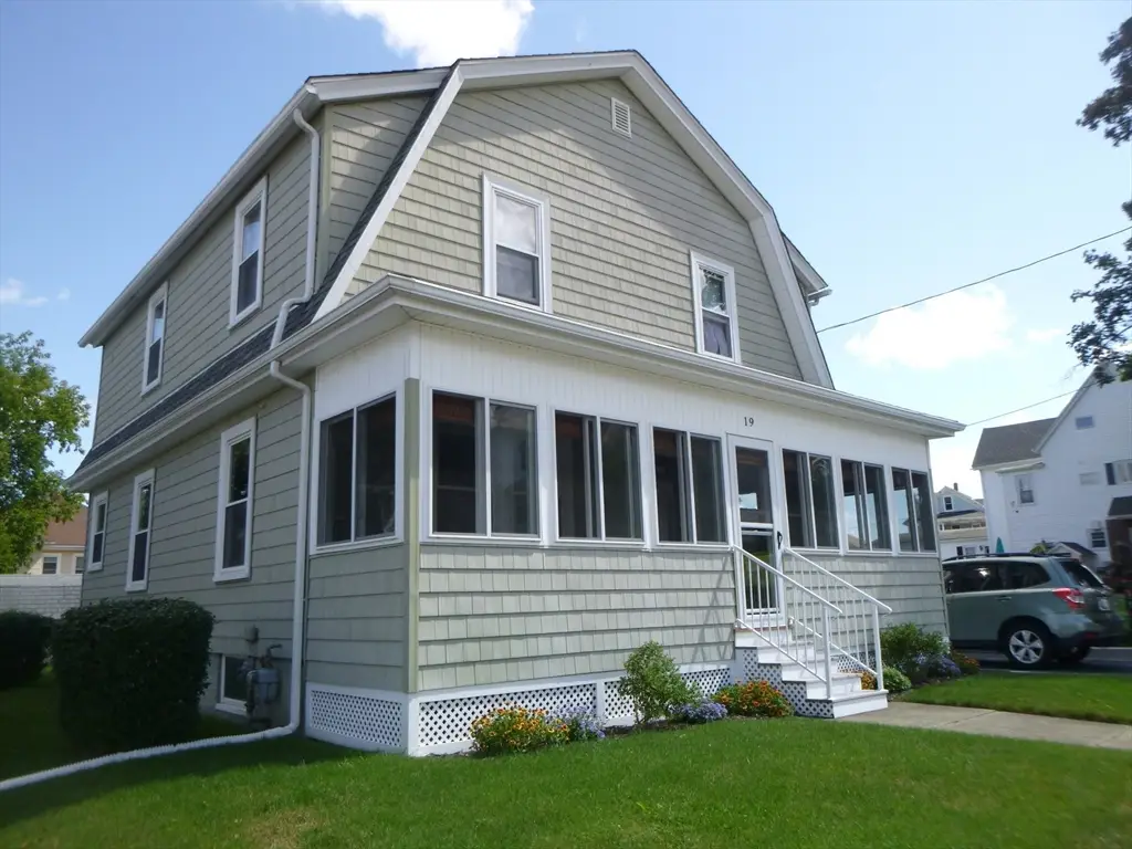 19 Bouvier, Lincoln, RI 02838 - #1