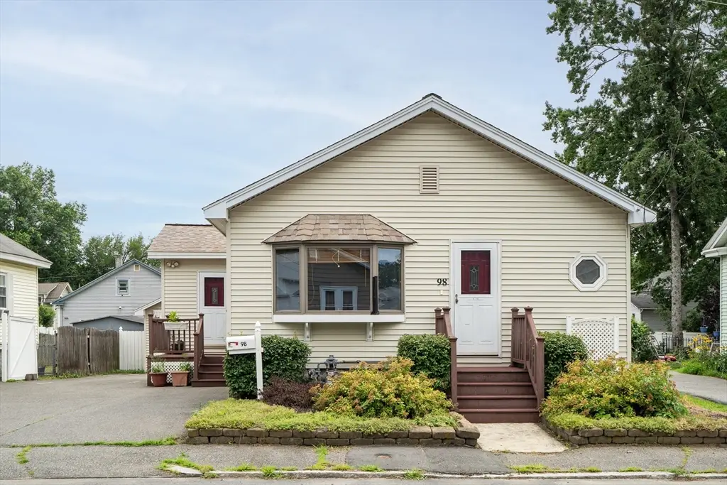 98 Winthrop Ave, Lowell, MA 01851 - #1