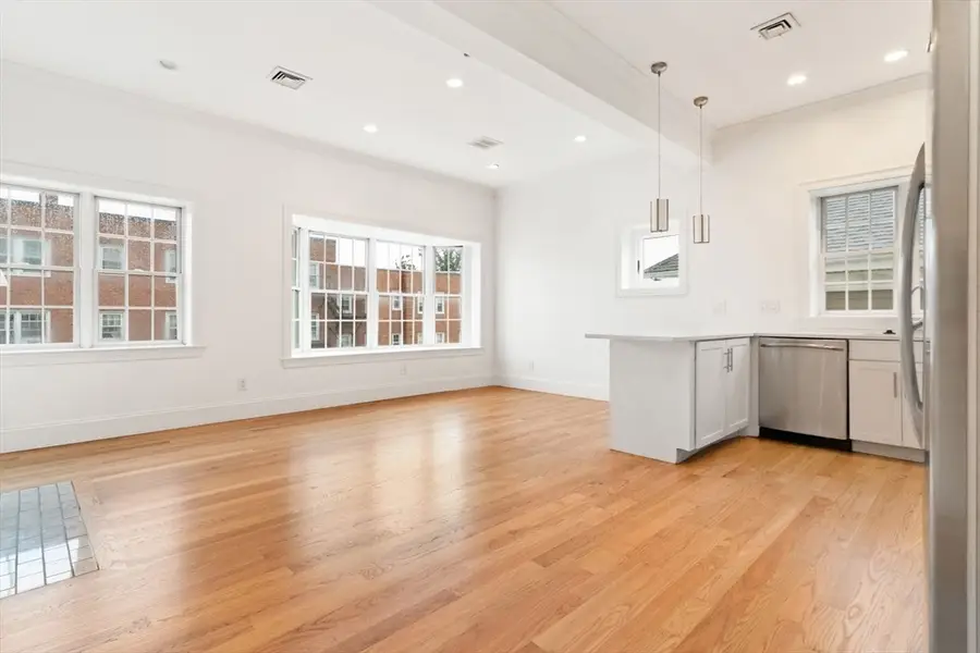 823 East Sixth Street #2, Boston, MA 02127 - #3