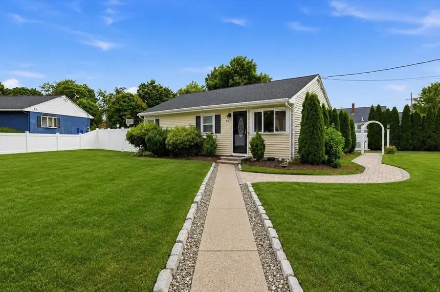 15 Riverside Ct, Norwood, MA 02062 - #2
