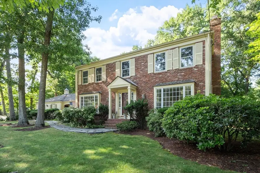19 Huntingdon Rd., Lynnfield, MA 01940 - #2