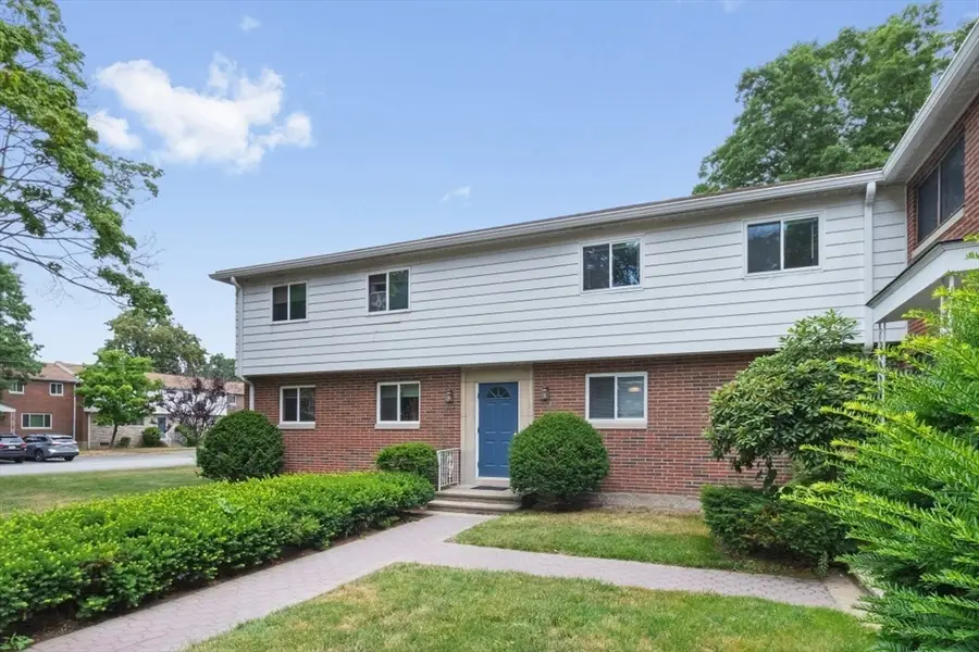 208 Bishop Dr #208, Framingham, MA 01702 - #2