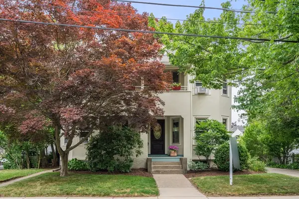 23 Pine Street #1, Belmont, MA 02478
