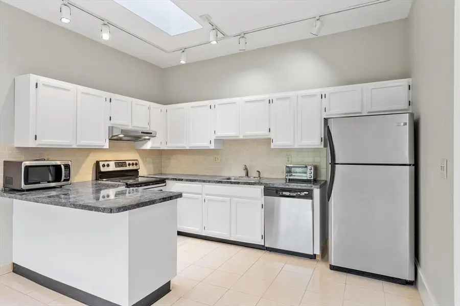 54 Forest St #412, Medford, MA 02155 - #3