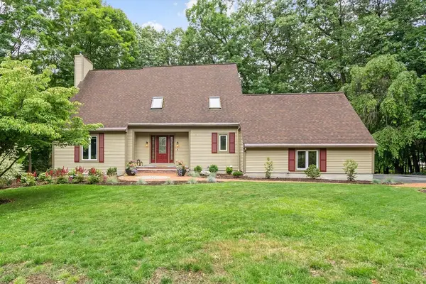 2 Autumn Hill, Leominster, MA 01453