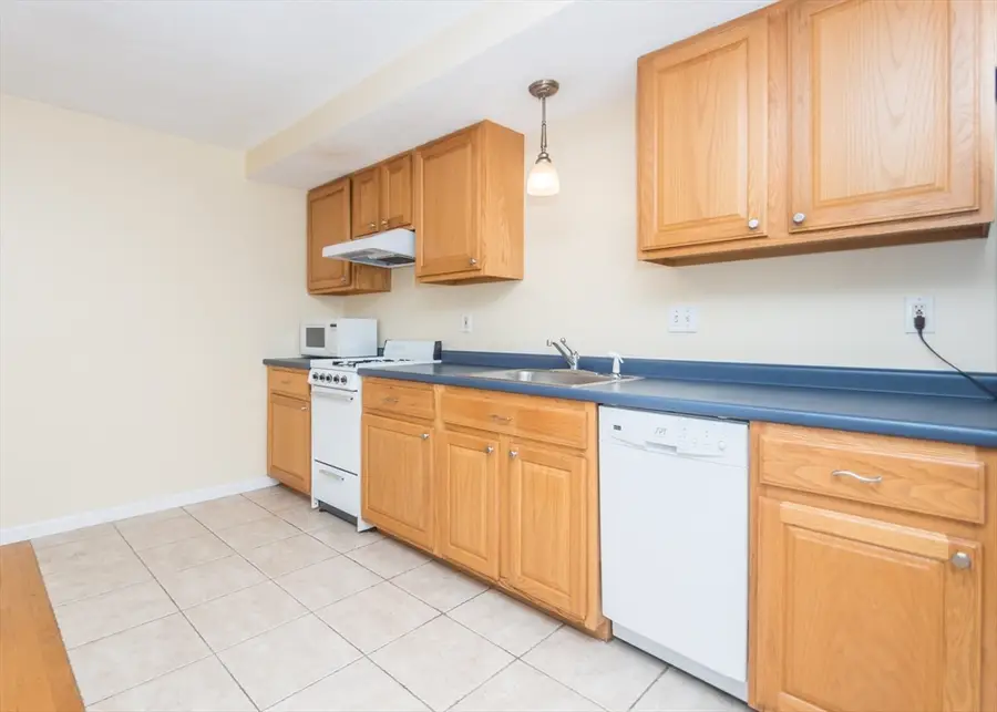 10 Middle Street Ct #7, Waltham, MA 02451 - #2