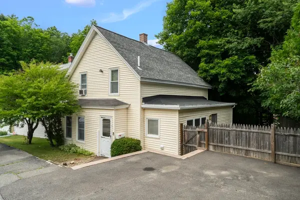 7 Terrace Pl, Fitchburg, MA 01420