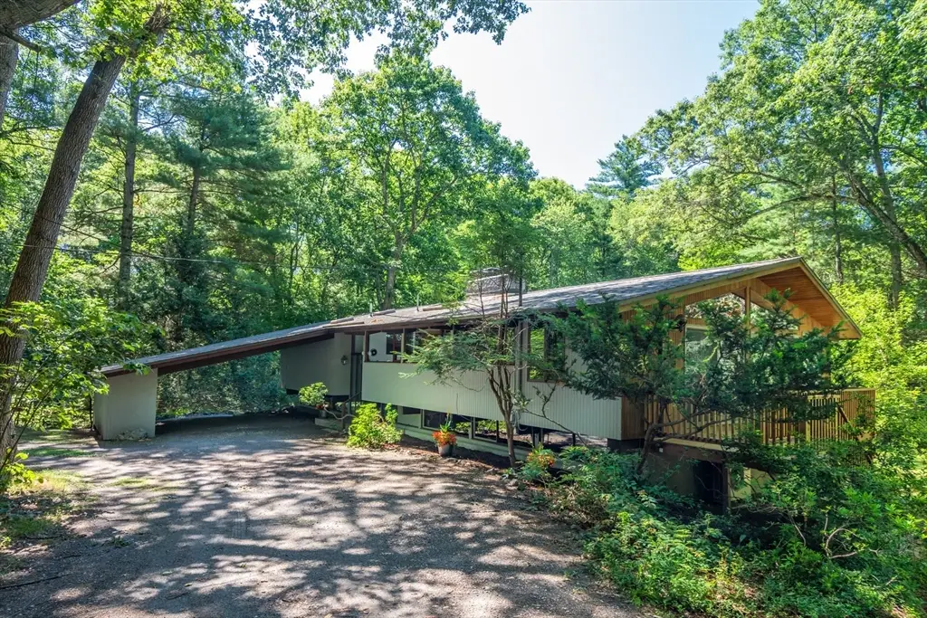 20 Stonehedge, Lincoln, MA 01773 - #1