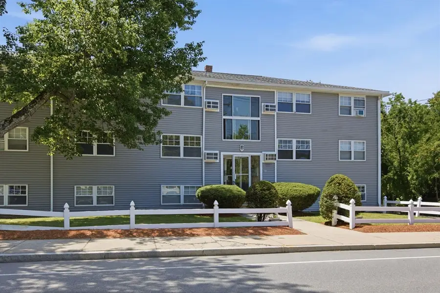 177 Franklin St #3, Stoneham, MA 02180 - #2