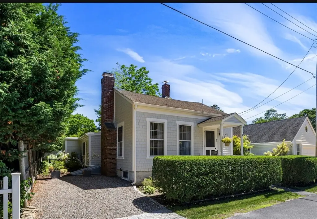5 Franklin Street, Dartmouth, MA 02748 - #1