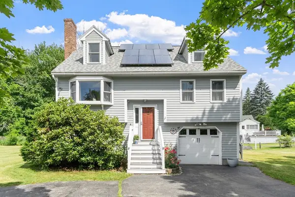 11 Hemlock Ave, Methuen, MA 01844