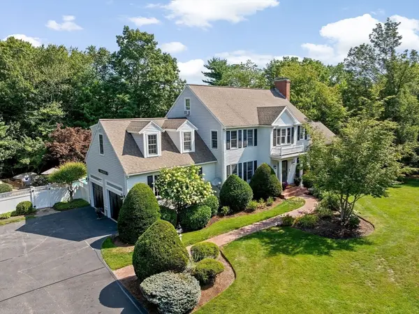 71 Satuit Meadow Ln, Norwell, MA 02061