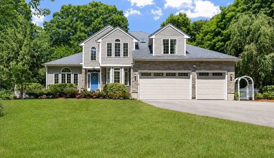 175 Maskwonicut Street, Sharon, MA 02067 - #2