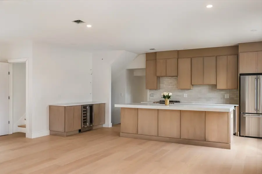 60 Franklin St #2, Somerville, MA 02145 - #2