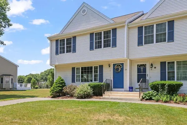 55 Steeple Chase Cir #1, Attleboro, MA 02703
