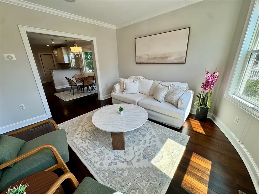33 Farquhar St #1, Boston, MA 02131 - #3