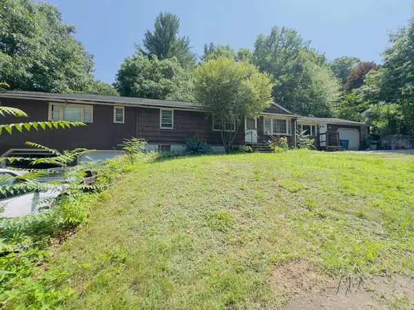 76 Rosewood Avenue, Billerica, MA 01821