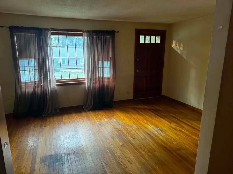 76 Rosewood Avenue, Billerica, MA 01821 - #3