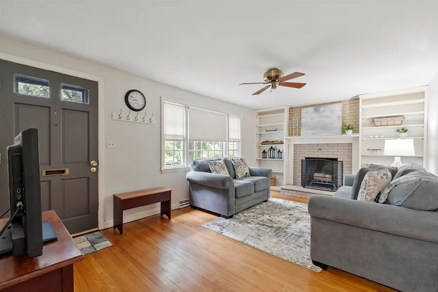 30 Dunshire Drive, North Chelmsford, MA 01863 - #2