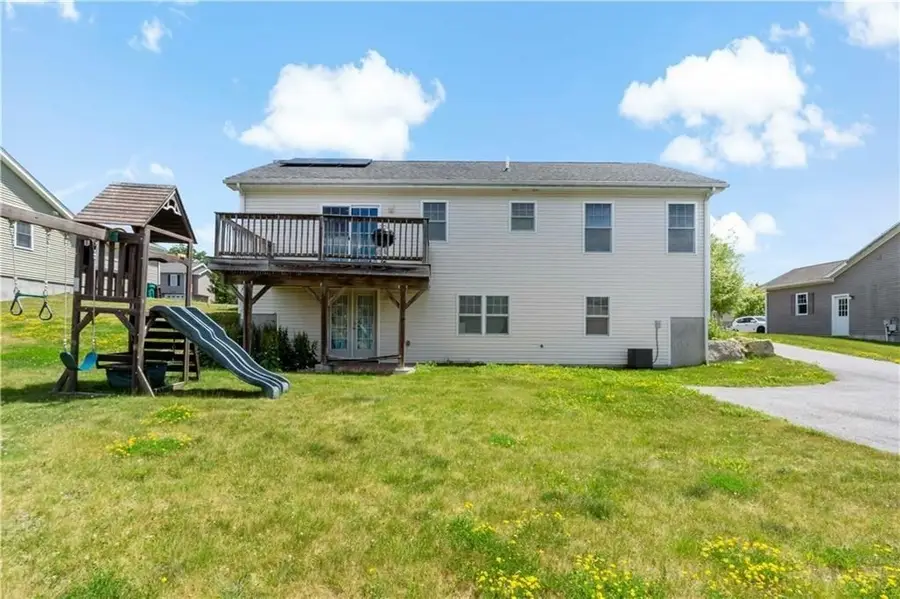 139 Danielle Dr, Woonsocket, RI 02895 - #2