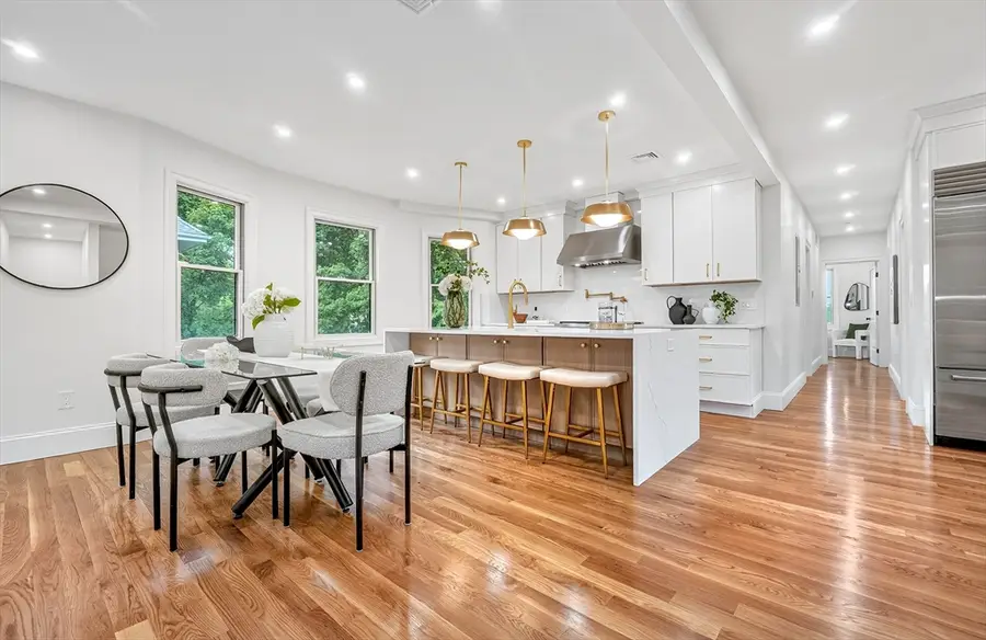 123-125 Mount Vernon Street #2, Newton, MA 02465 - #3