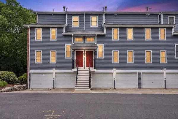 24 N Stone Mill Dr #1112, Dedham, MA 02026