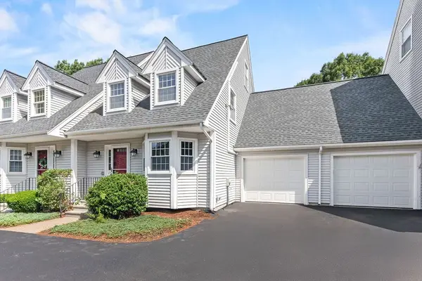 24 Cinnamon Cir #24, Walpole, MA 02081