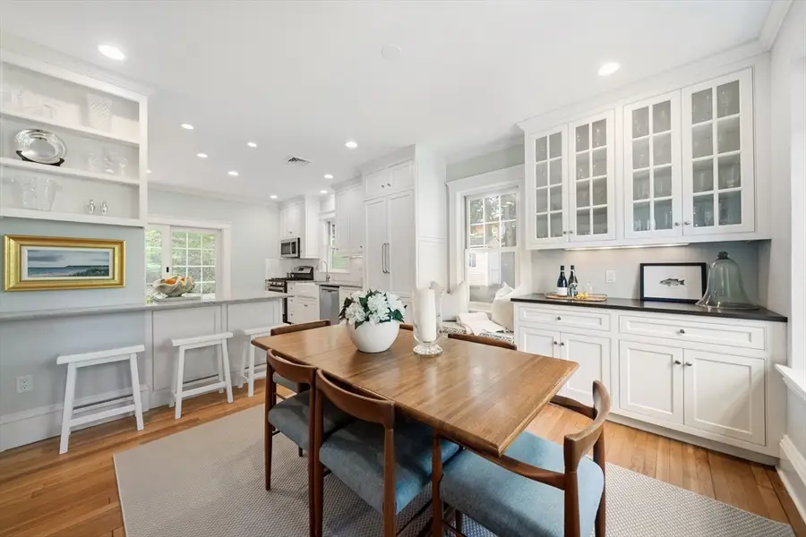 25 Riverdale Rd, Wellesley, MA 02481 - #3