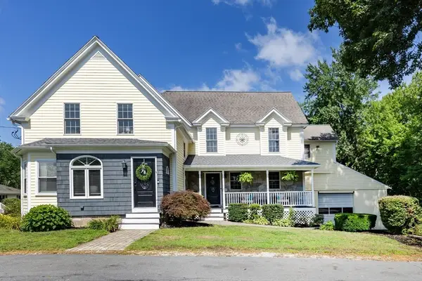 7 Austin St, Methuen, MA 01844