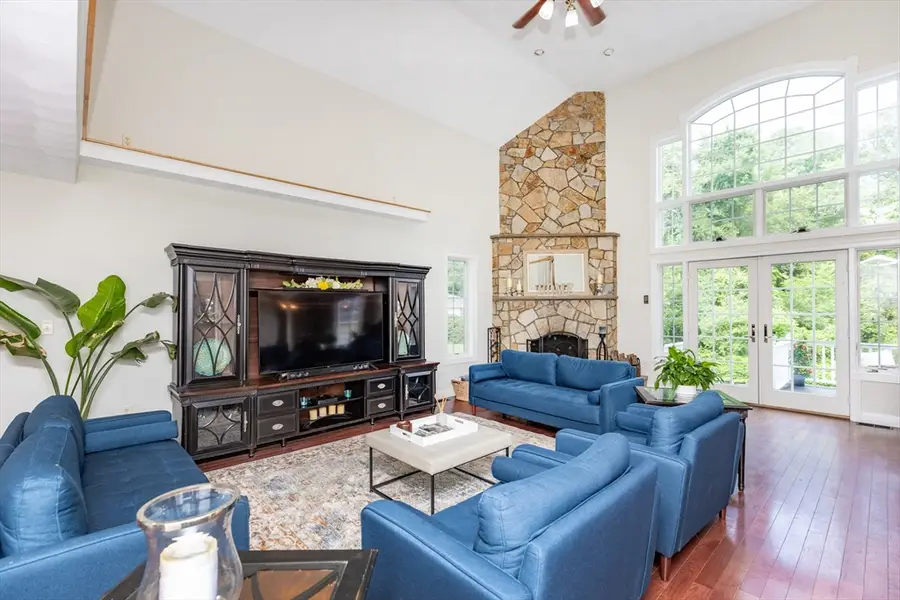7 Austin St, Methuen, MA 01844 - #3