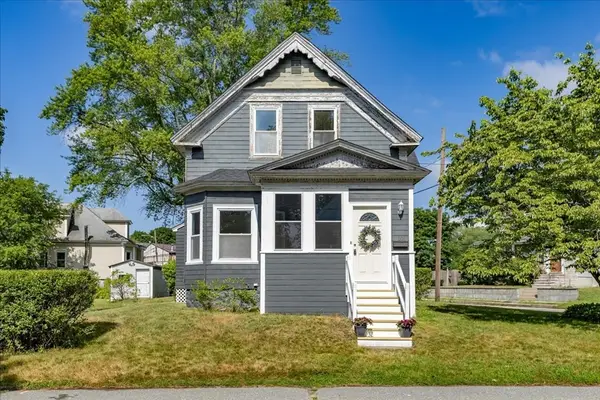 10 Wilfred St, Methuen, MA 01844