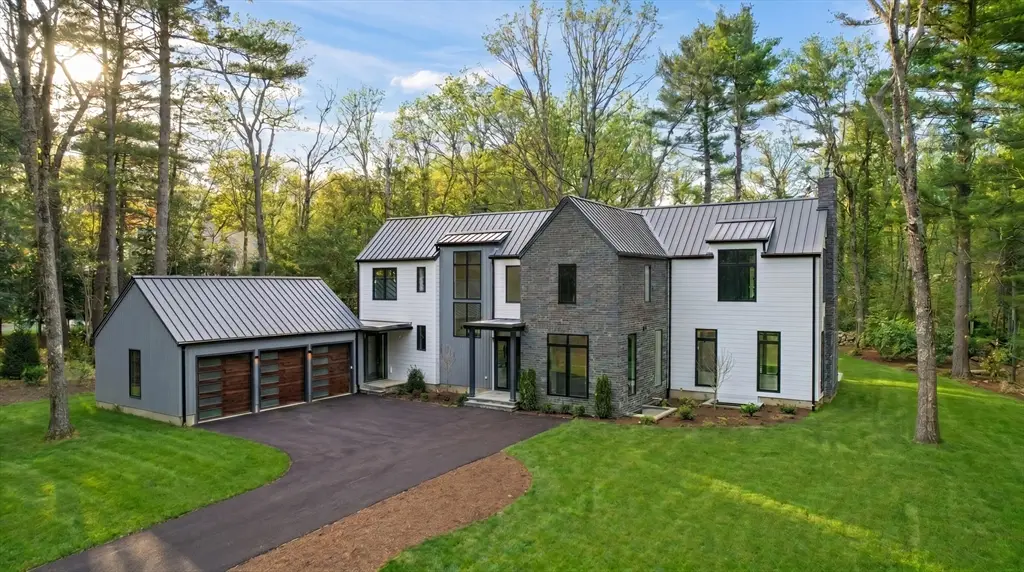 5 Deer Path Lane, Weston, MA 02493 - #1