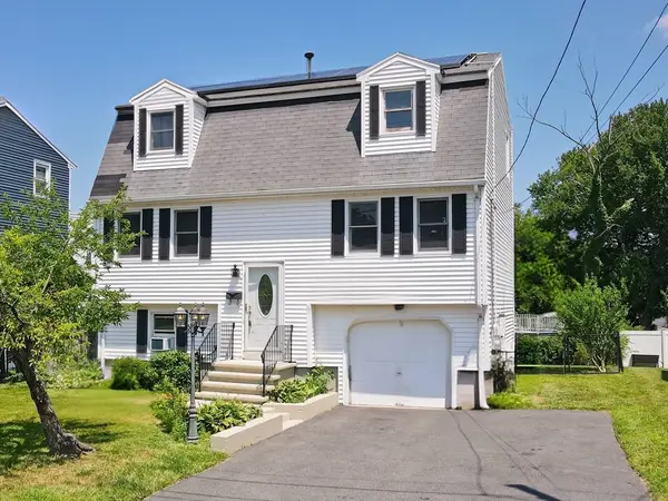 61 Rollins St, Lawrence, MA 01841
