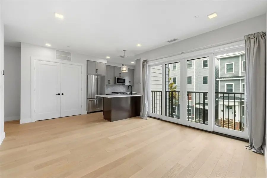 287 Maverick St #U202, Boston, MA 02128 - #2