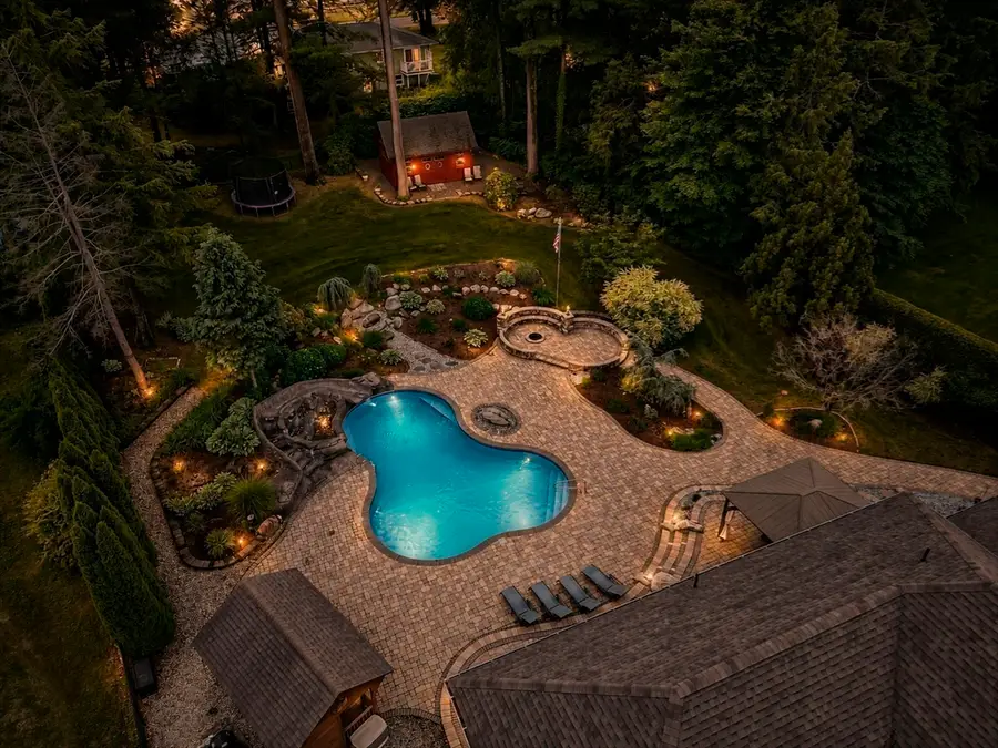 56 Cardinal Ln, Westfield, MA 01085 - #3
