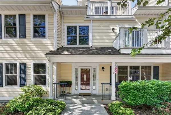 21 Maple St #A, Canton, MA 02021