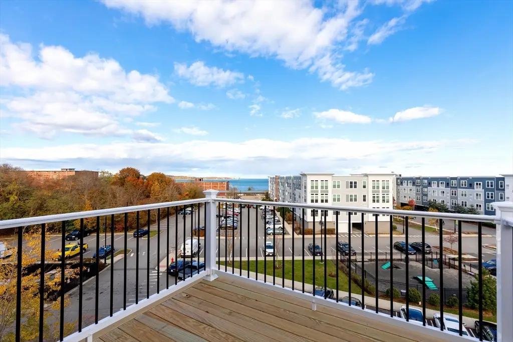 393 Court St #6, Plymouth, MA 02360 - #1