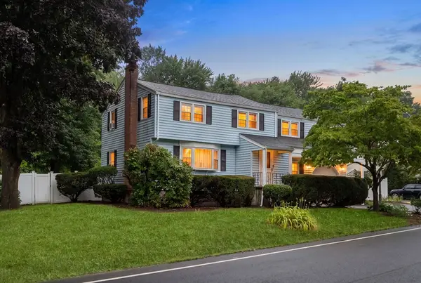 10 Locust Street, Burlington, MA 01803
