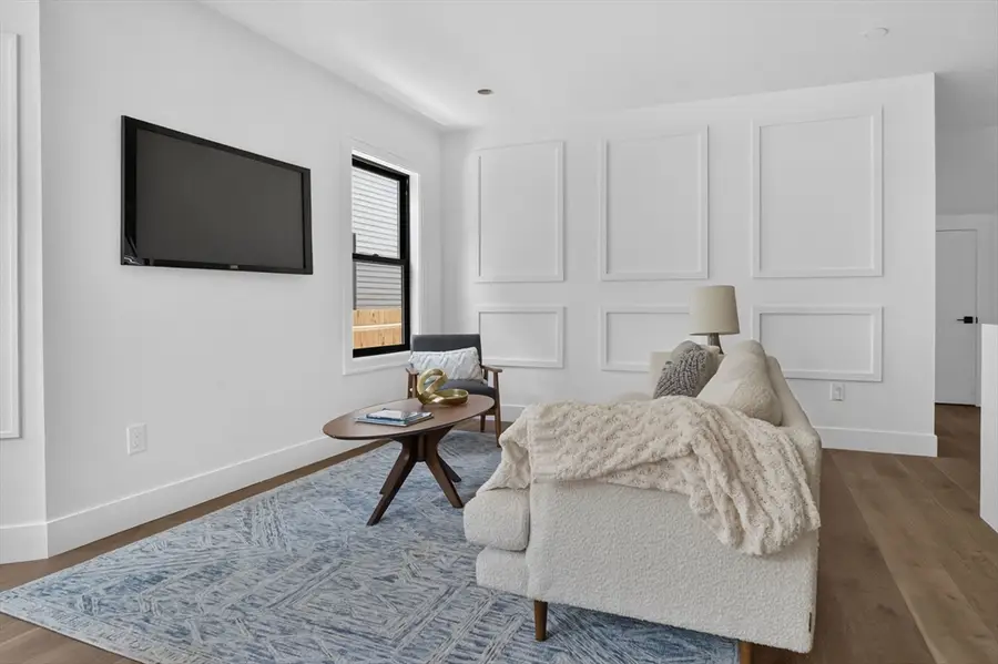 37 Kingston St #A, Somerville, MA 02144 - #3