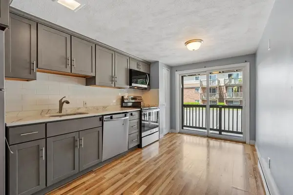 9 Wampus Ave #4, Acton, MA 01720