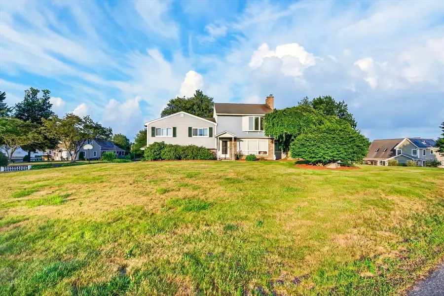 96 Sunrise Ave, Leominster, MA 01453 - #3