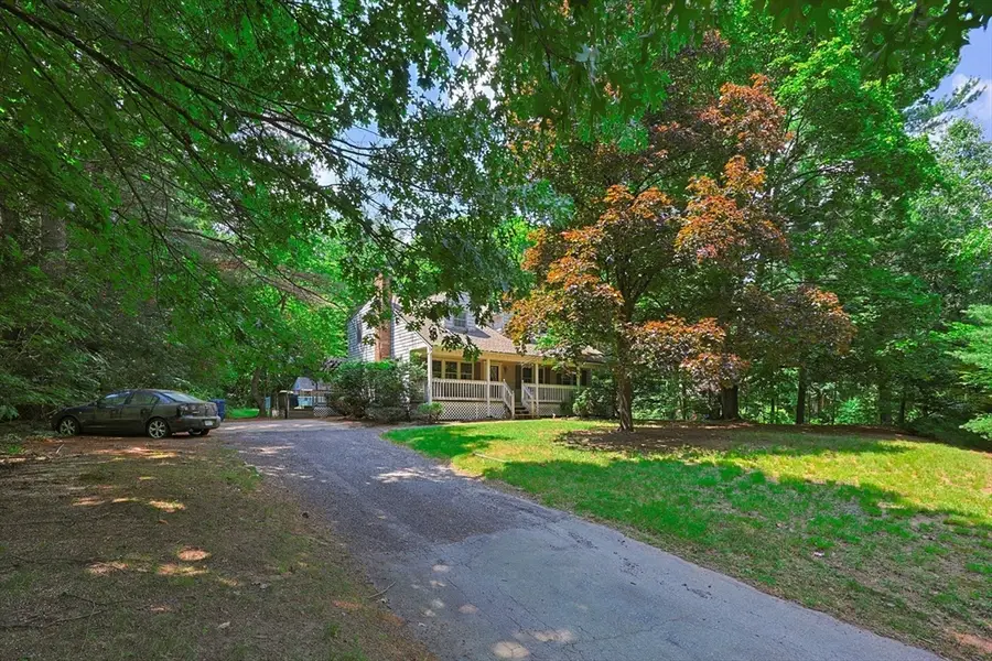 47 Sleepy Hollow Ln, Wrentham, MA 02093 - #3