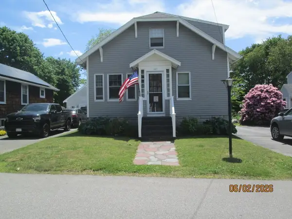 183 Compos St, Somerset, MA 02726